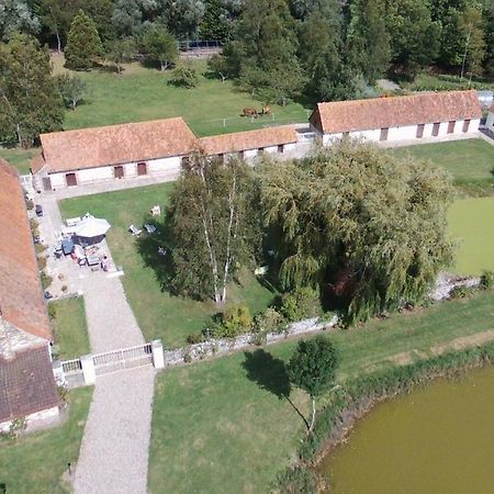 Les Portes Des Froises Saint-Quentin-en-Tourmont Exteriör bild