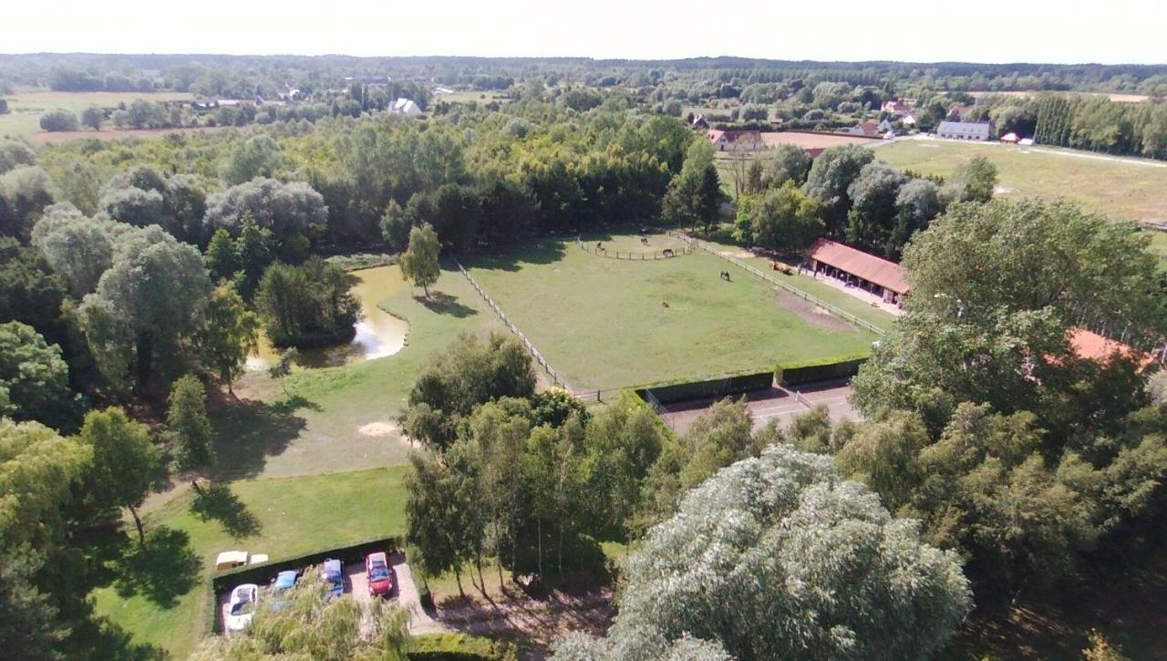 Les Portes Des Froises Saint-Quentin-en-Tourmont Exteriör bild